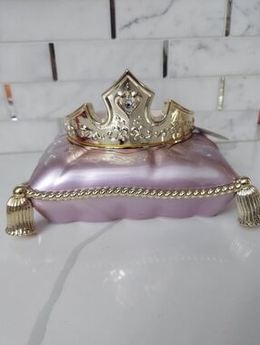 Disney princess aurora 3 wick candle holder by bath and body works .